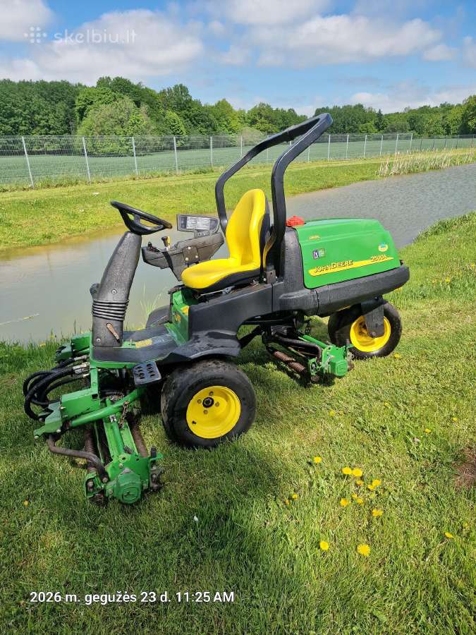 John Deere 2500a 2006 m.