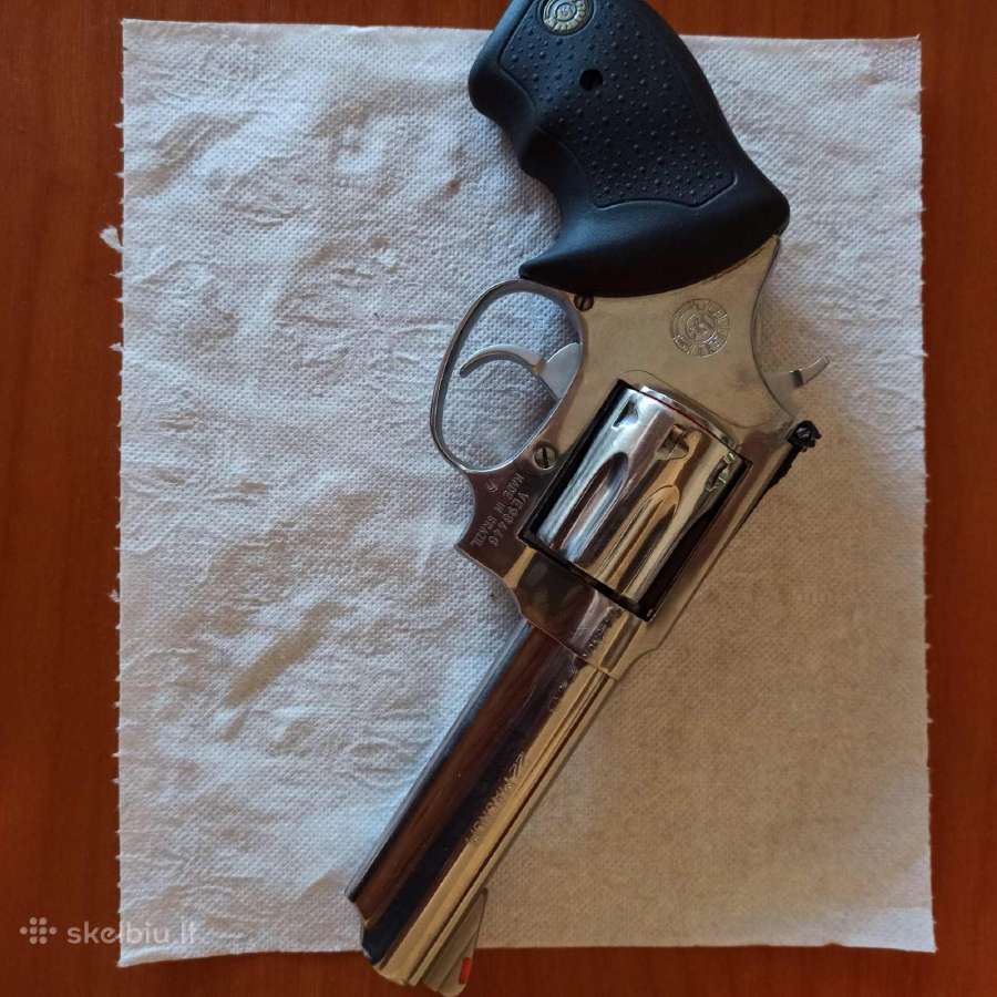 Revolveris Taurus 941 22wmr - nuotraukos Nr. 3