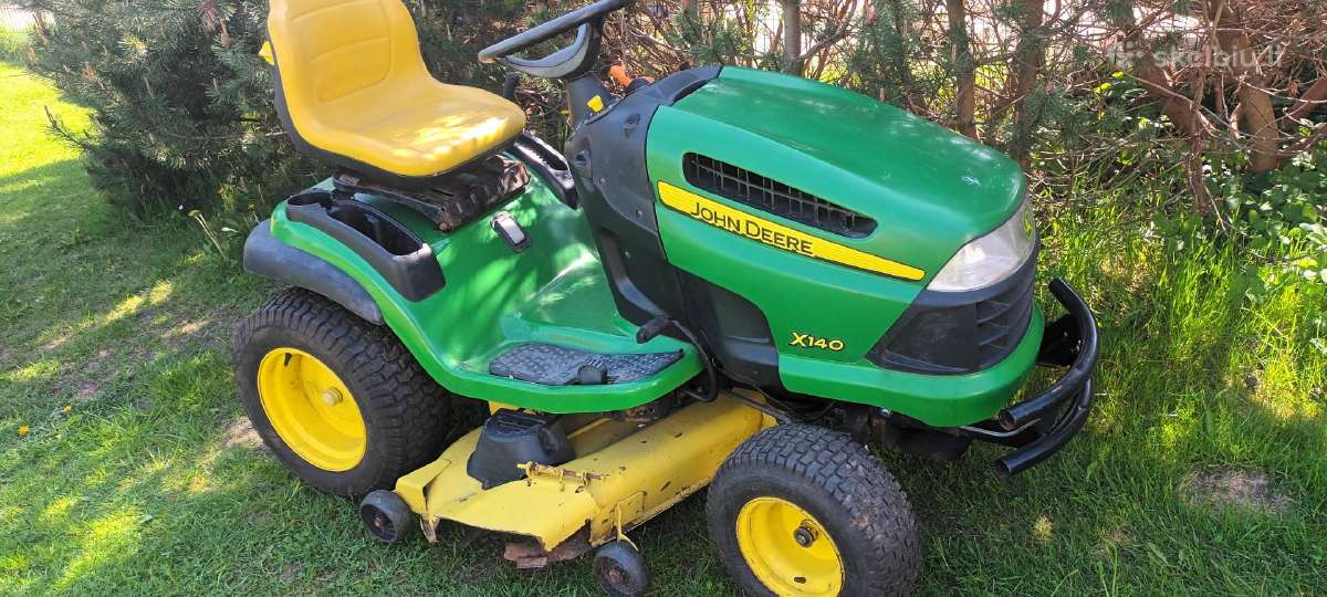 John Deere X140 22 V Twin