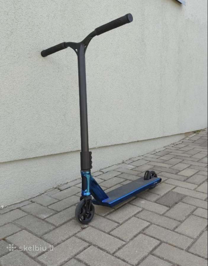 Triukų paspirtukas