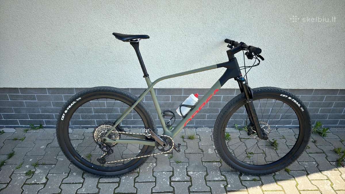 Karboninis Orbea Alma XL 29 er