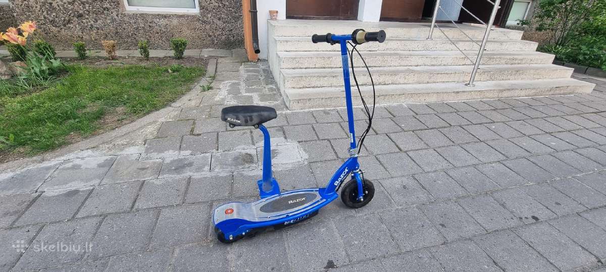Elektrinis paspirtukas Razor E100s