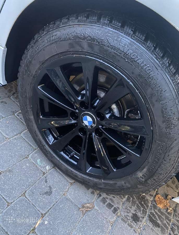 Bmw f10/f11 R17 ratlankiai su žieminėm padangom