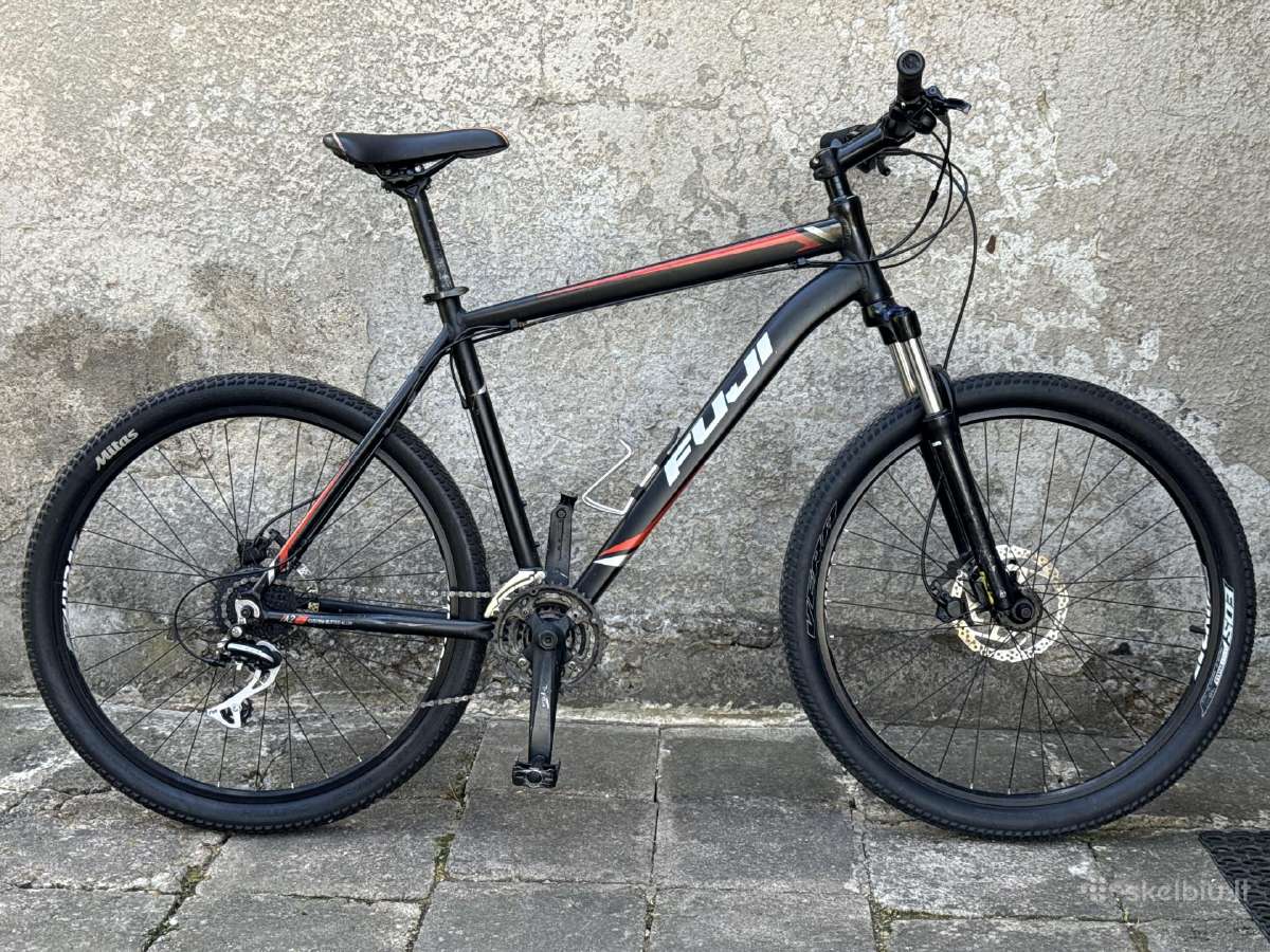 Fuji Nevada 27.5 , 1.6 2015 kalnų dviratis.