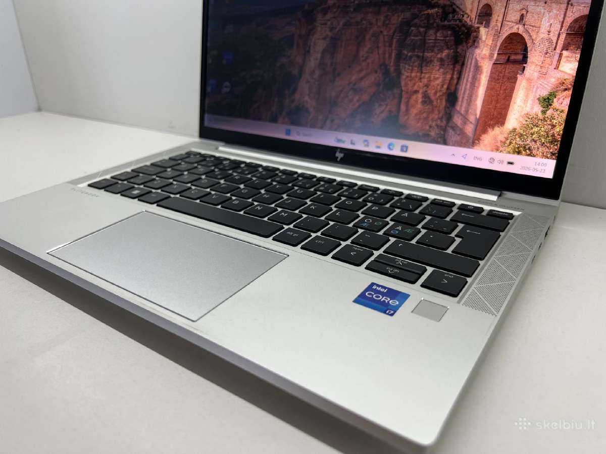 Hp elitebook 830 G8