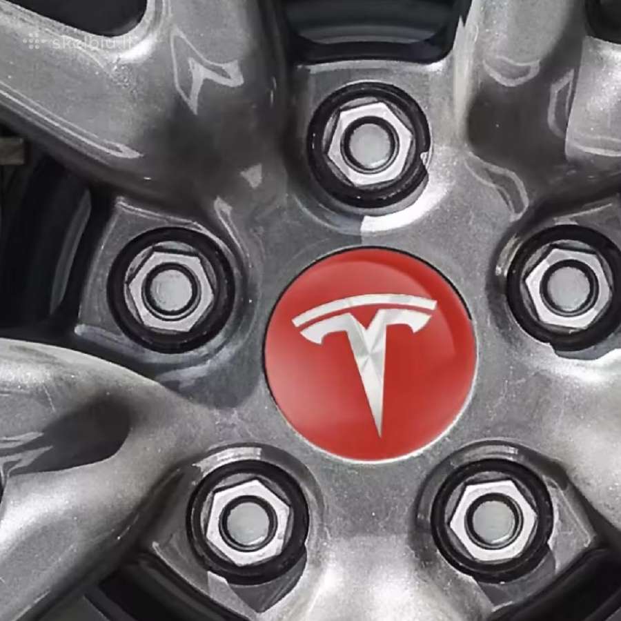Tesla ratlankių dangteliai ir lipdukai