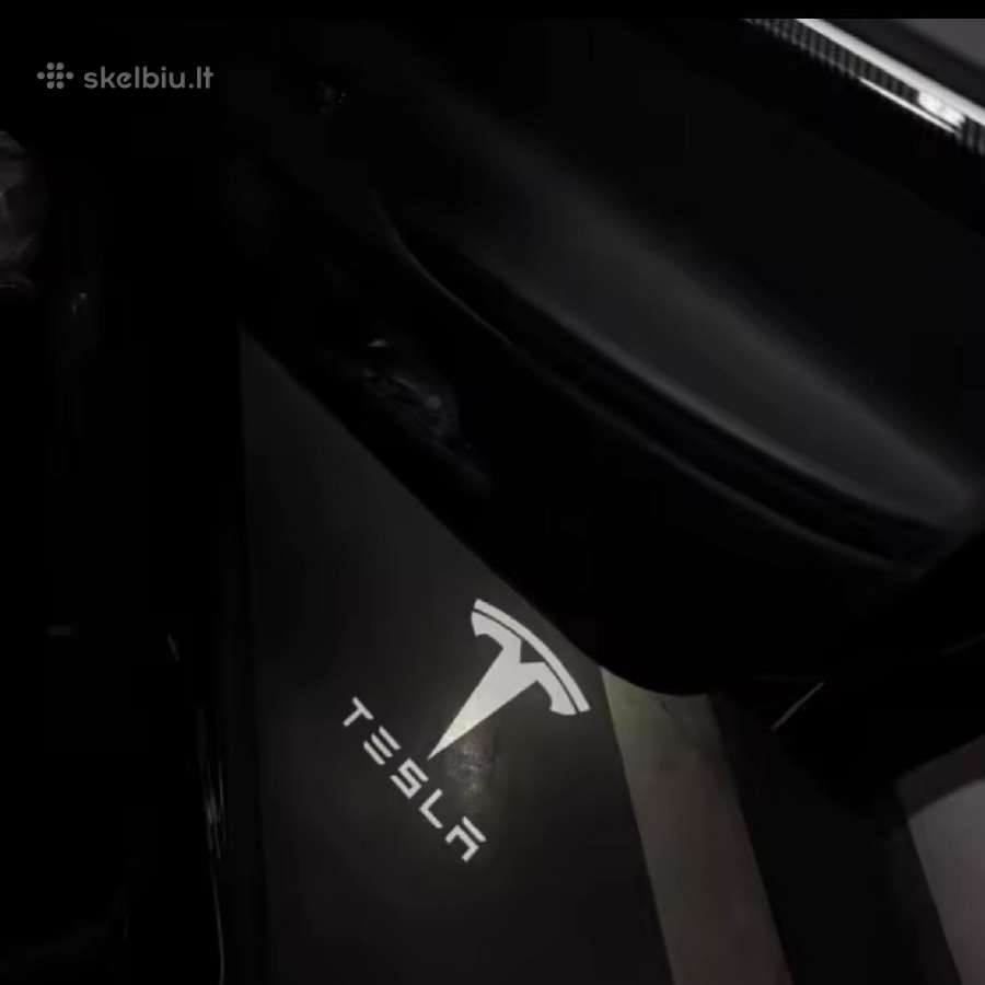 Tesla durų projekcinis, salono apšvietimas