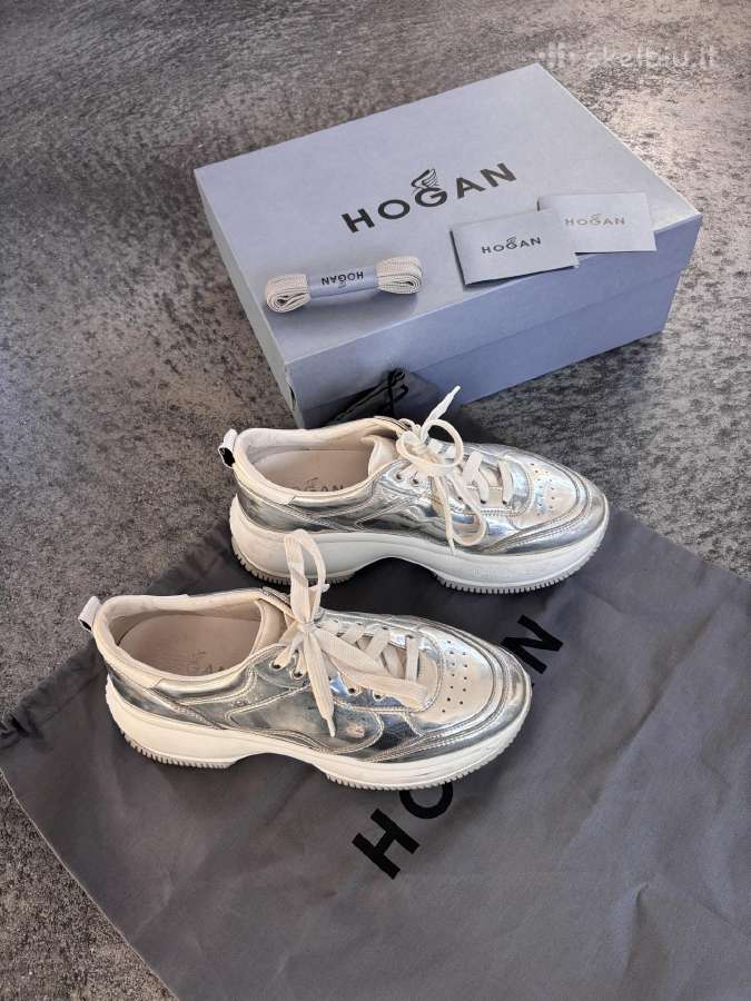 Hogan moteriški batai