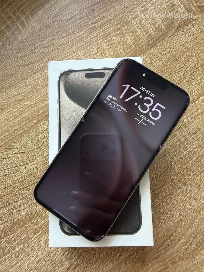 iPhone 15 Pro Max