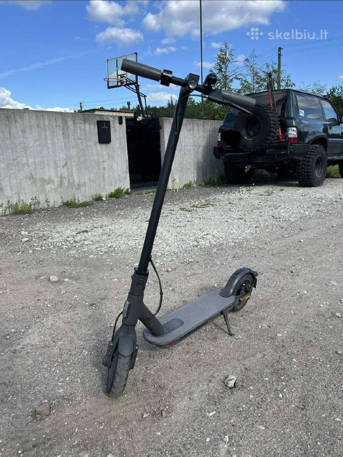 Xiaomi Mi Electric Scooter 1s