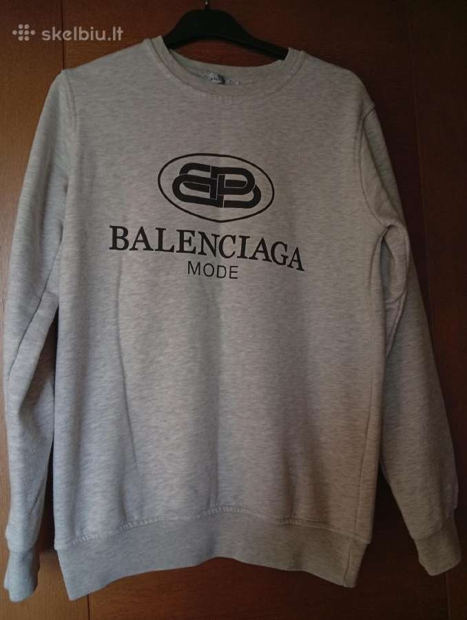 Balenciaga dzemperis