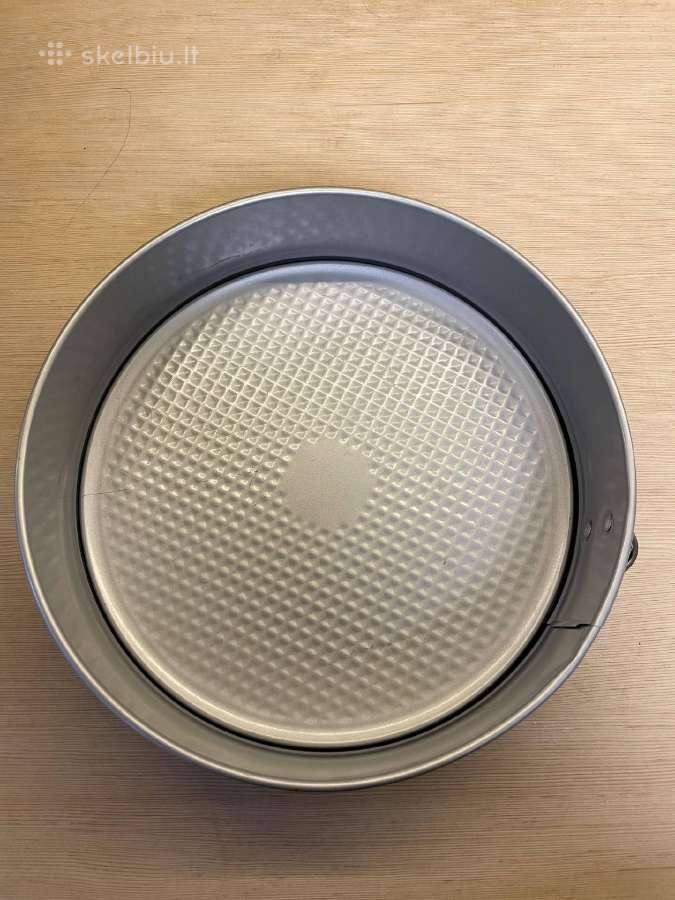 Parduodama kepimo forma (24 cm) su spyruokliniu - nuotraukos Nr. 4