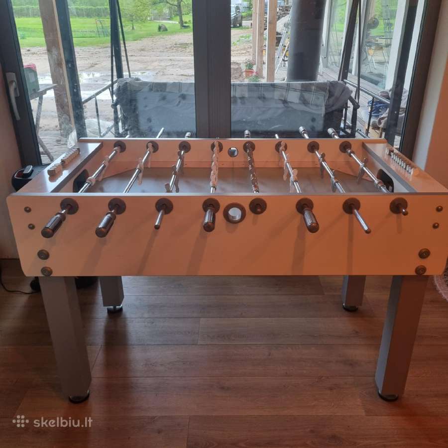 Stalo futbolas Garlando (Italija) - baltas
