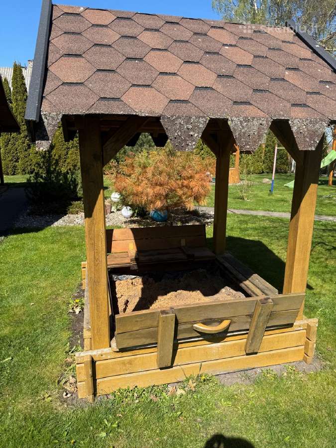 Ąžuolinė smėlio dėžė su stogu - nuotraukos Nr. 3