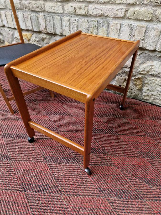 Vintažinis mid century kavos staliukas/servantas