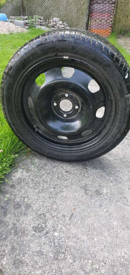 Parduodu naują atsarginę padangą michelin