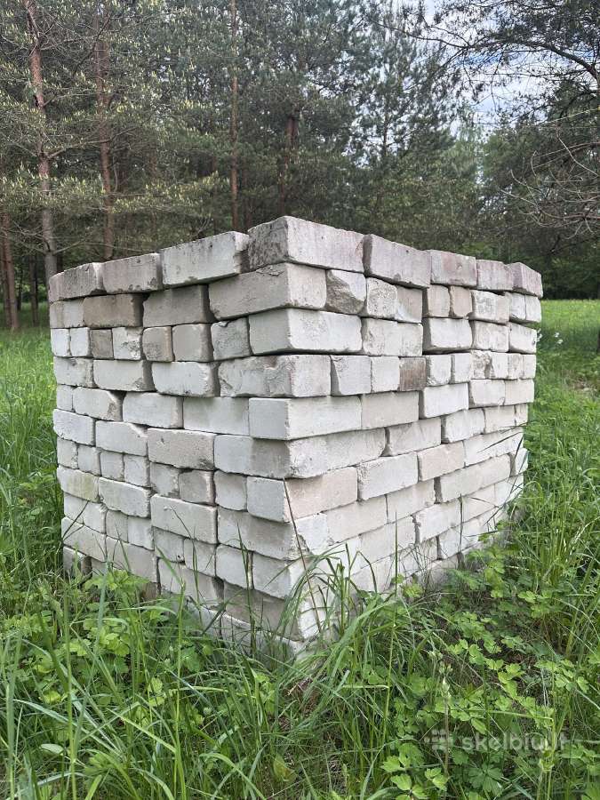 Dovanojame baltas silikatines plytas