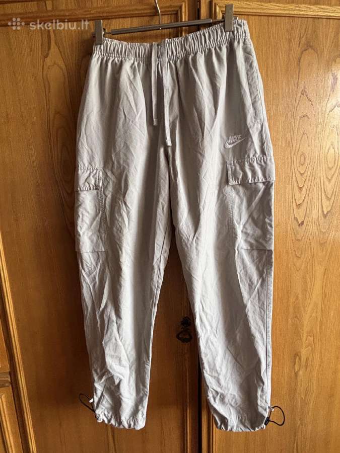 Nike Sportswear Repeat Men's Woven Cargo Pants
