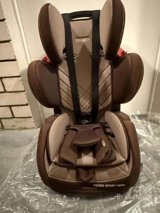 Parduodama vaikiška kėdutė Recaro Young Sport Hero