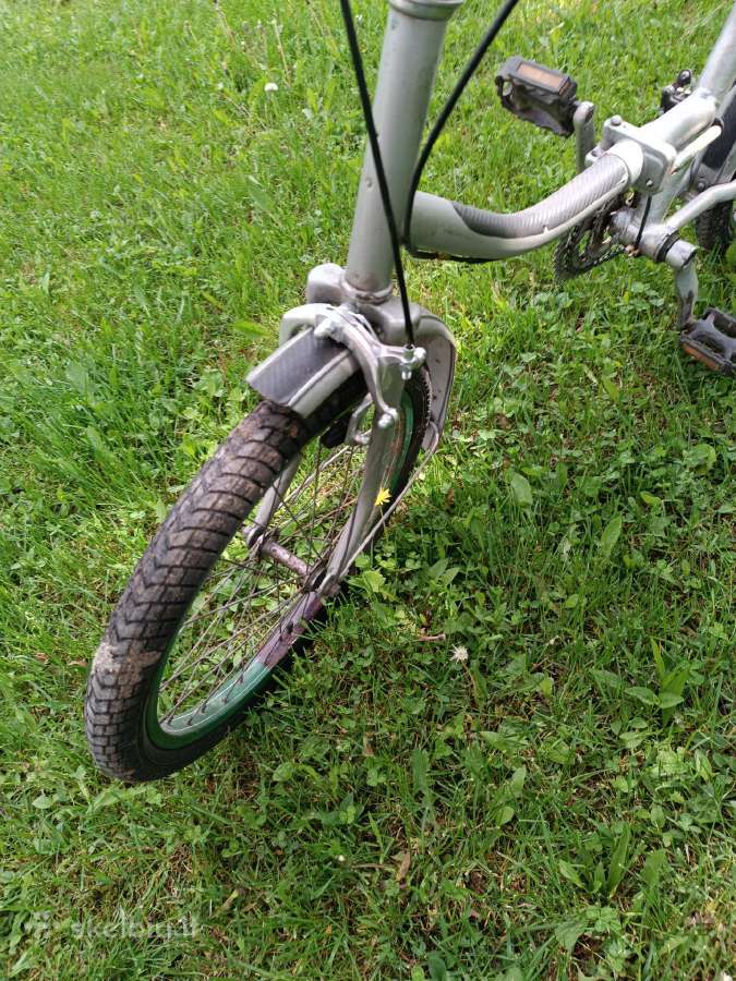 Du dviračiai 20"(sulankstomi)+vaikiškas dviratukas