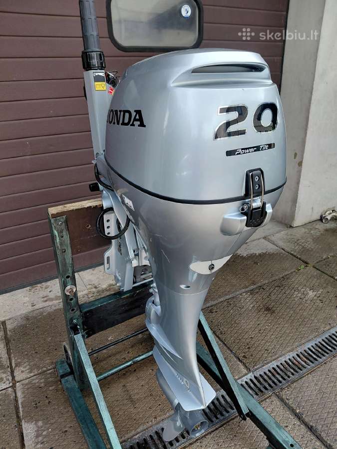 Parduodu Honda 20-10ag. 2025m. L koja.