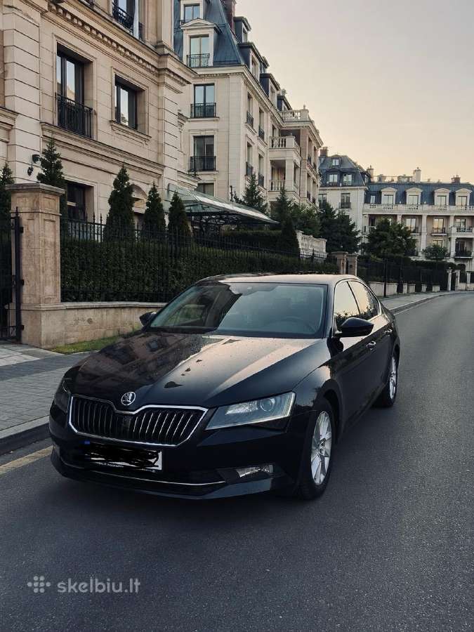 Parduodamas šeimos automobilis Škoda Superb