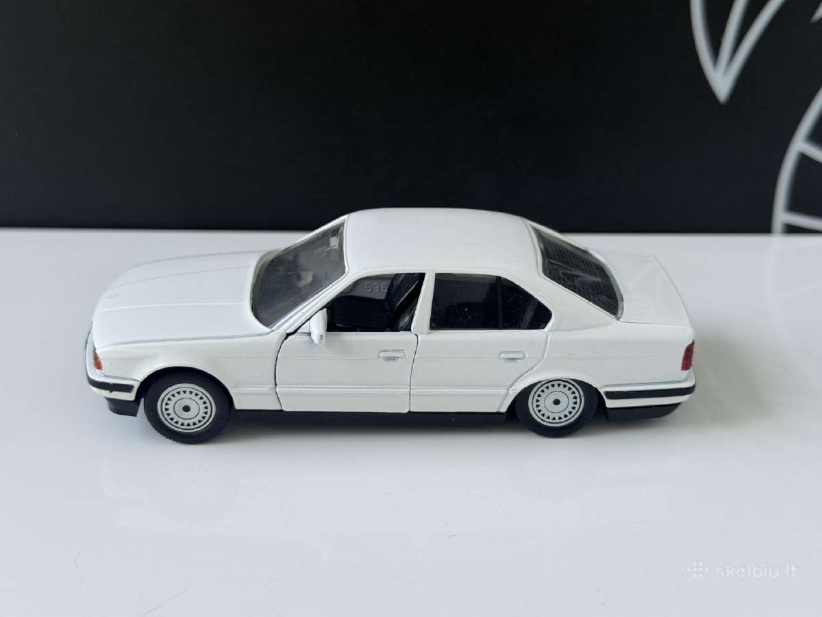 Bmw 535i E34 1:43