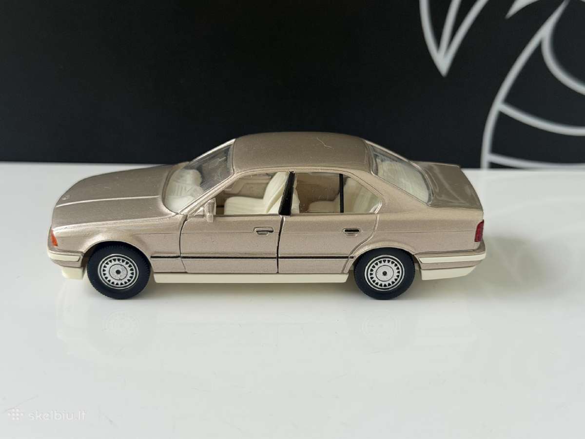 Bmw 535i E34 1:43
