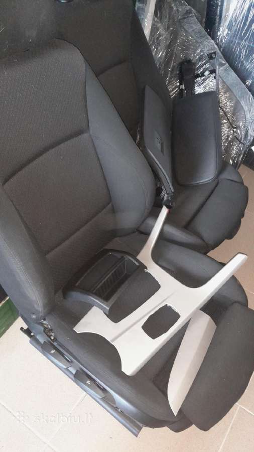 Bmw f25 13m. salonas
