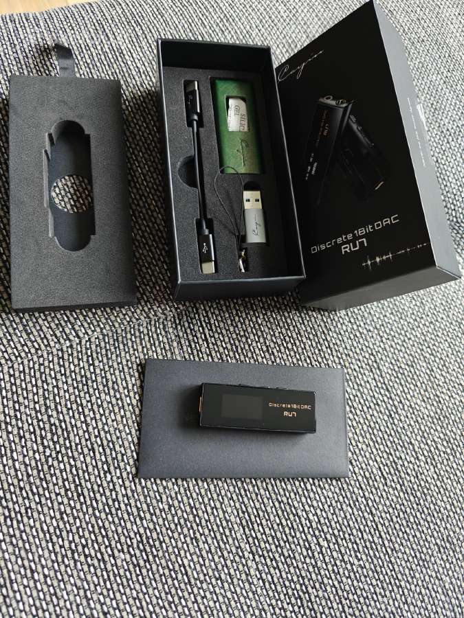 Cayin Ru7 1-bit Usb Dac & Ausinių Stiprintuvas