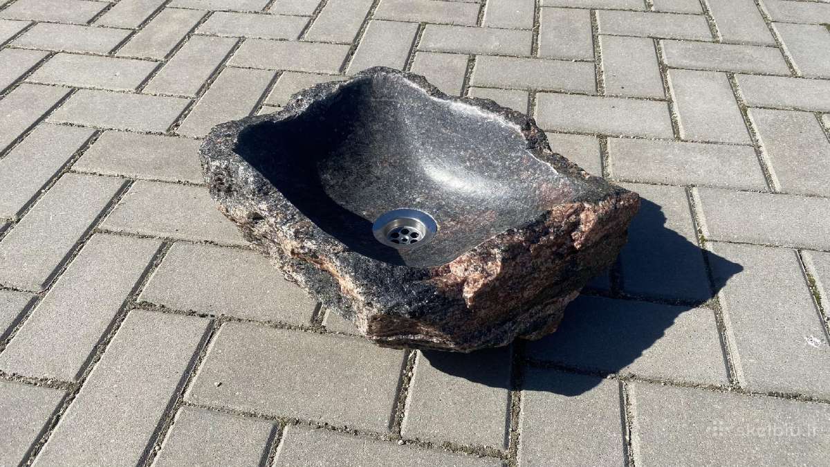 Akmens kriaukle