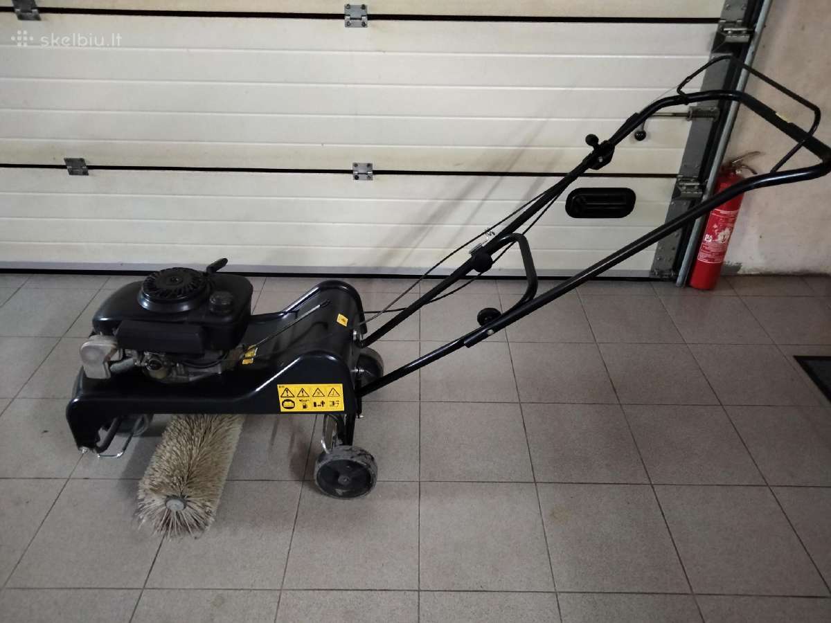 Parduodama motorizuota šluota