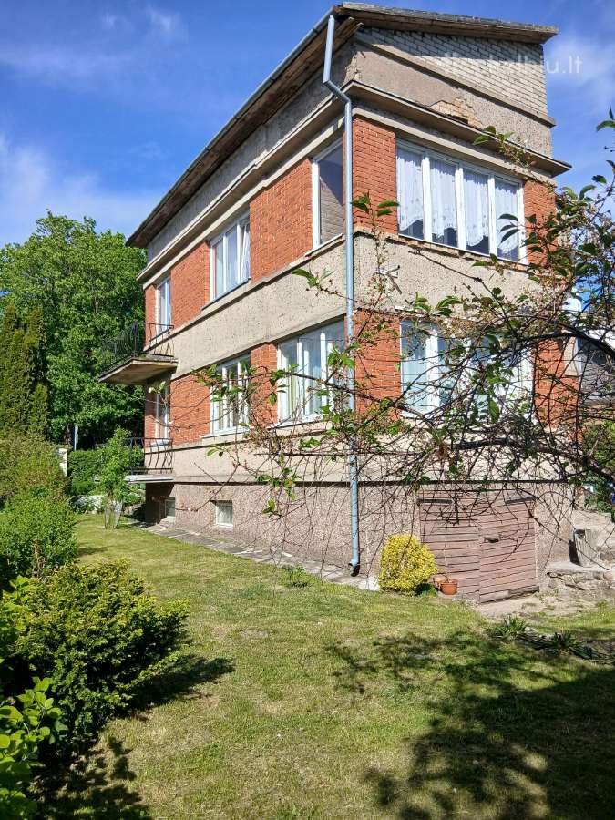 Parduodamas dviejų aukštų namas Šilutės r. - nuotraukos Nr. 8