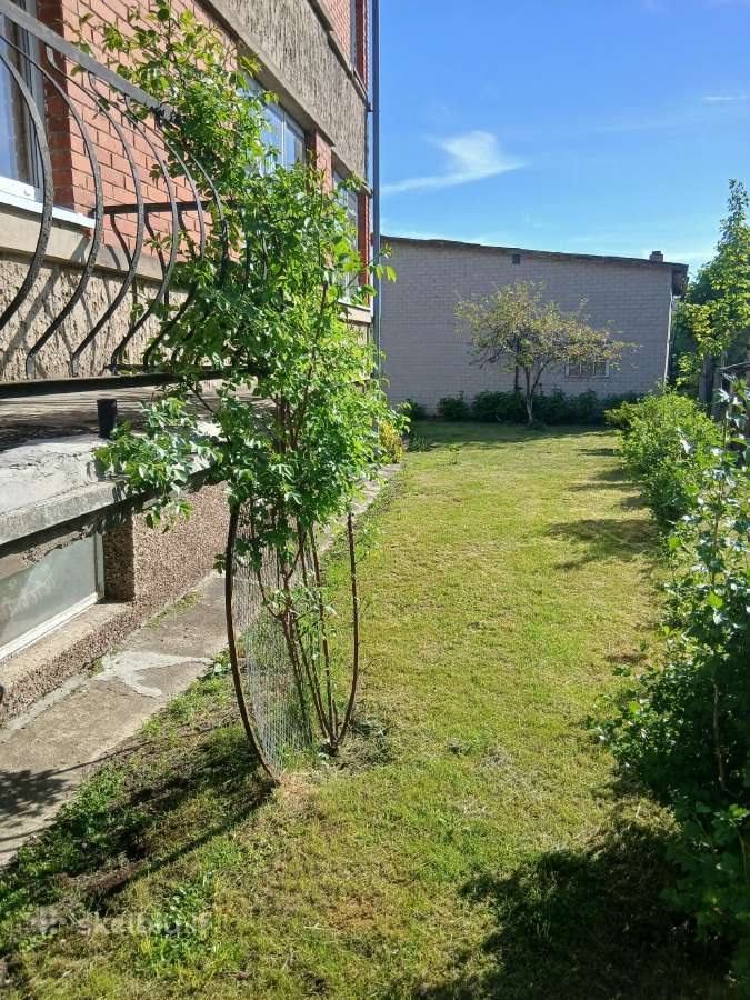 Parduodamas dviejų aukštų namas Šilutės r. - nuotraukos Nr. 10