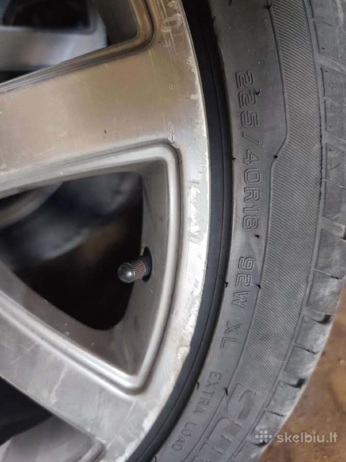 R18 ratai su padangomis