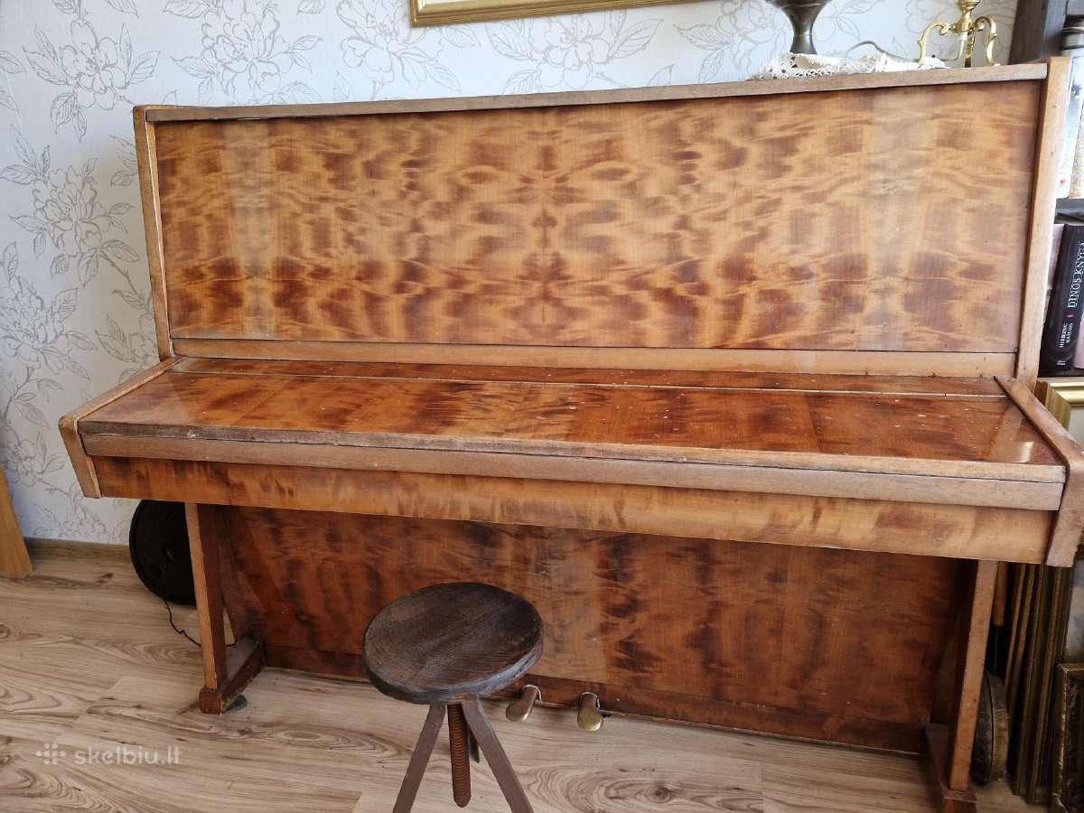 Parduodamas pianinas ,Ukraina" su kėdute - nuotraukos Nr. 2