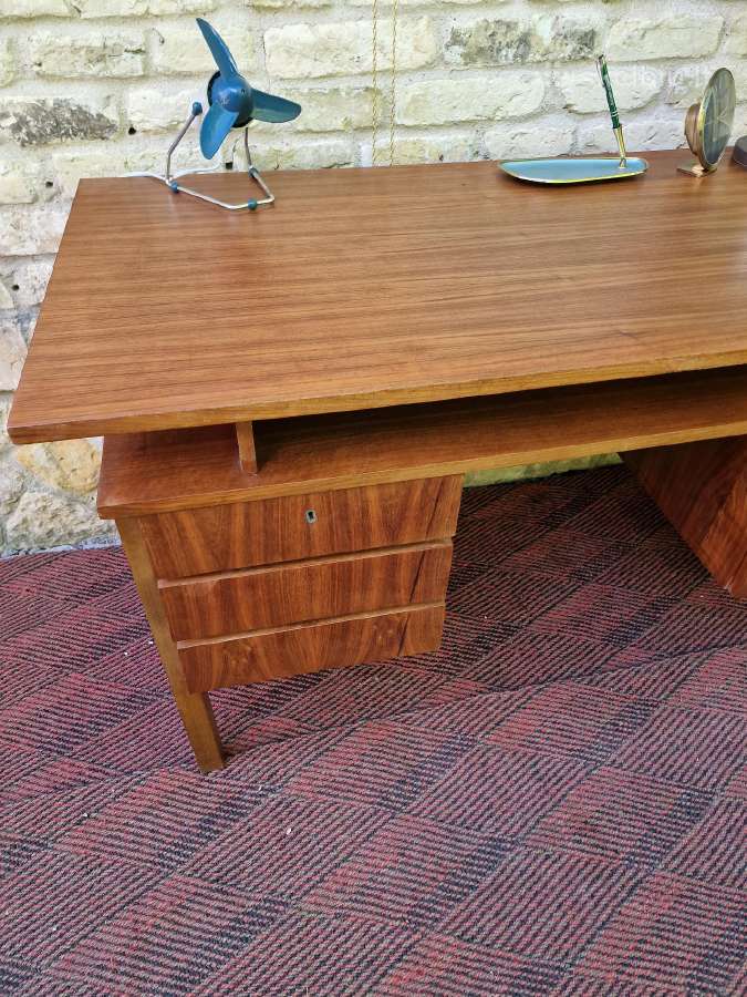 Vintažinis mid century rašomasis stalas - nuotraukos Nr. 6