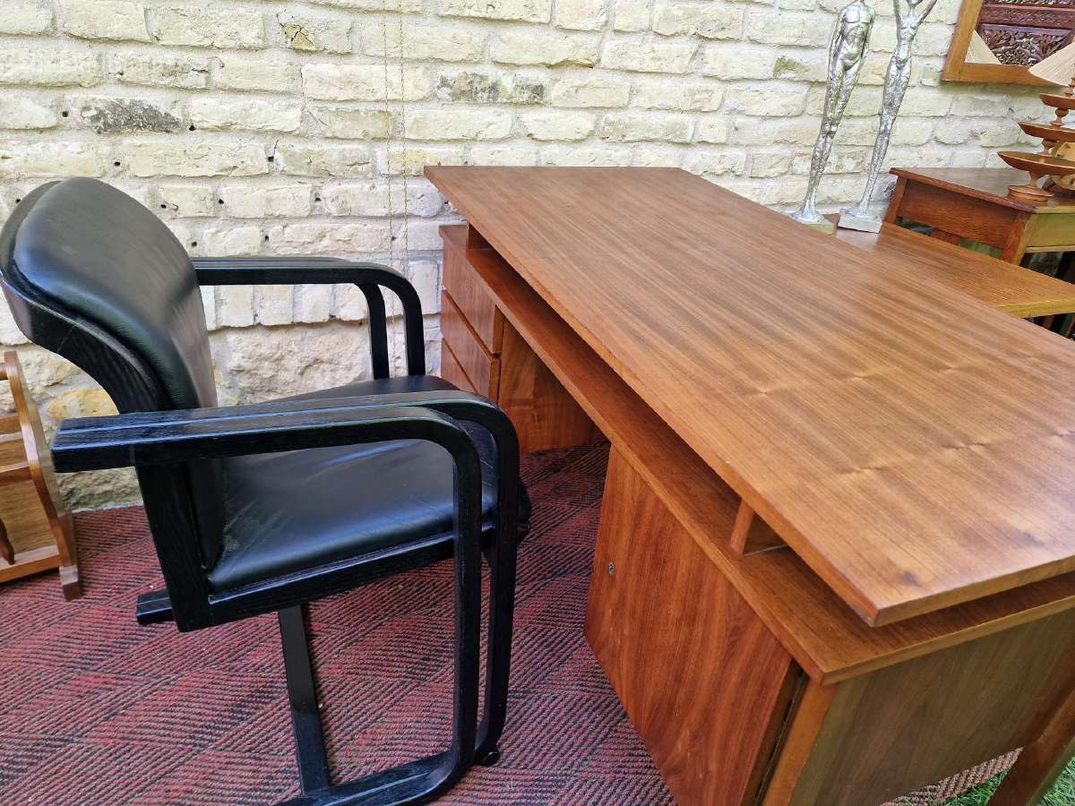 Vintažinis mid century rašomasis stalas - nuotraukos Nr. 38