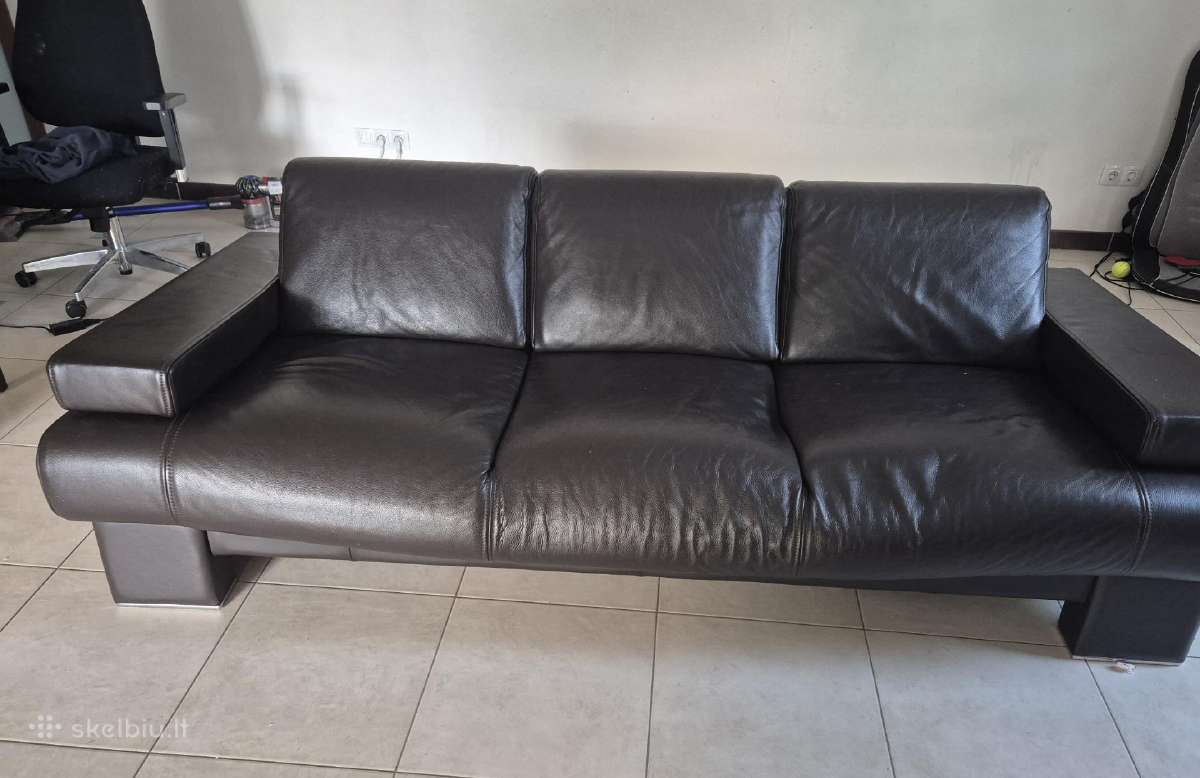 Odinė sofa ir fotelis