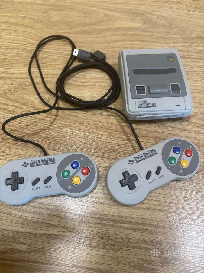 Žaidimų konsolė Nintendo Classic Mini 21 žaidimu