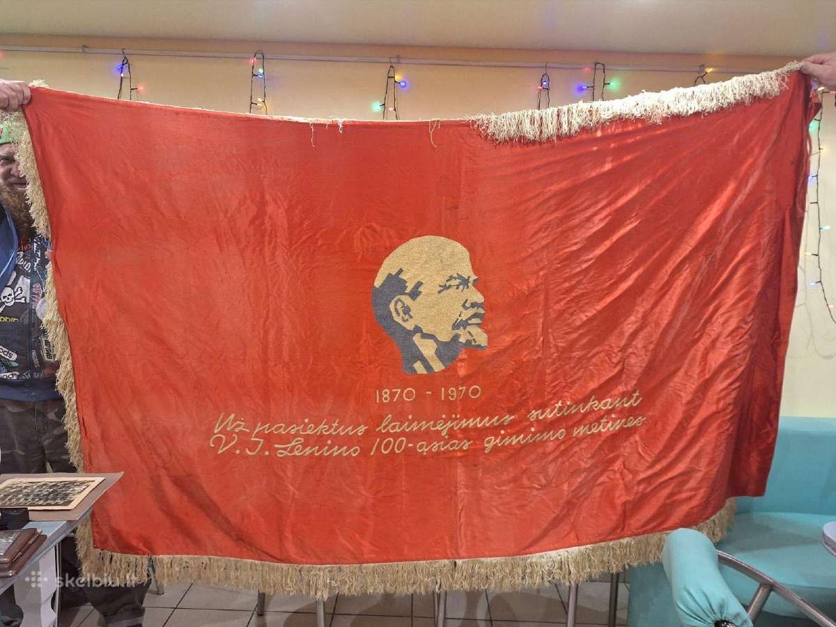 Jonavos atminimo raudonoji vėliava