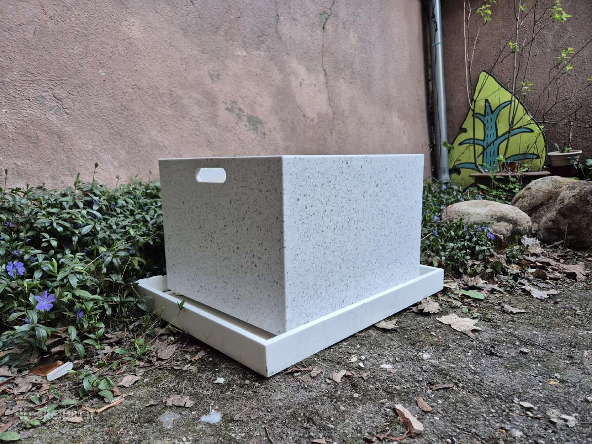 Corian vazonas su padėklu - nuotraukos Nr. 2