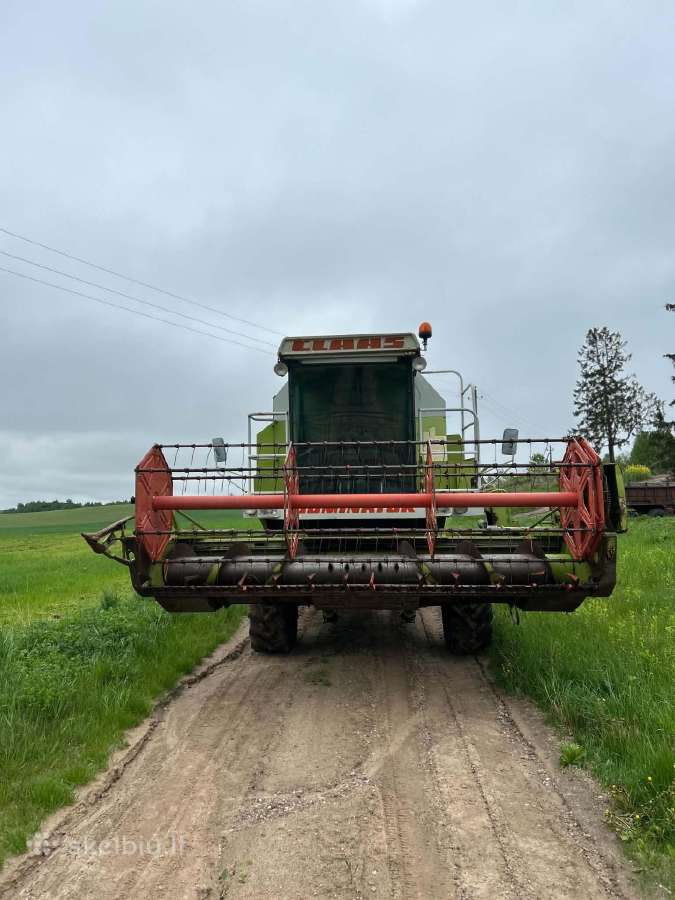 Claas Dominator 78s
