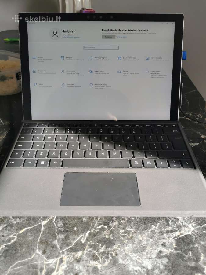 Microsoft surface pro 7
