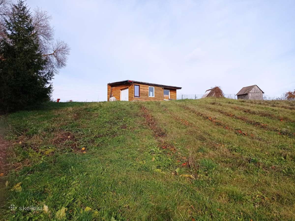 Parduodu 18a žemės sklypą.