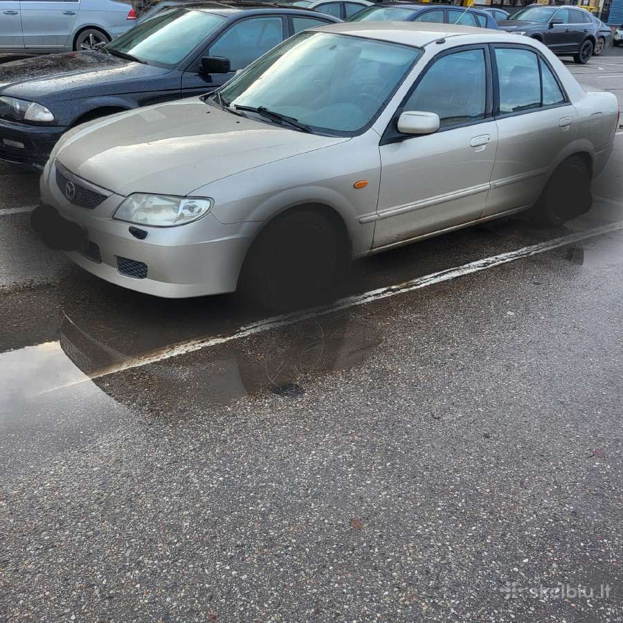 Mazda 323