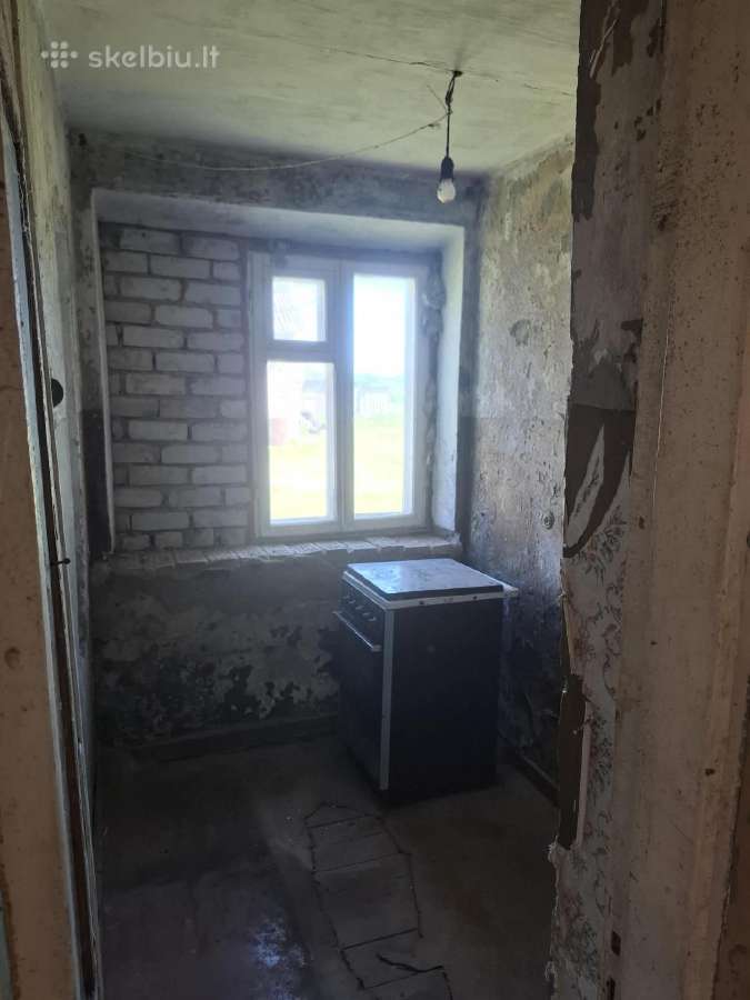 Butas miškingoje vietoje - nuotraukos Nr. 8