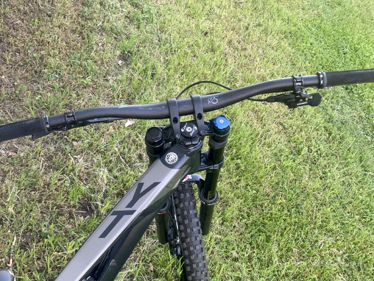 YT Tues L size 2017 downhill - nuotraukos Nr. 2