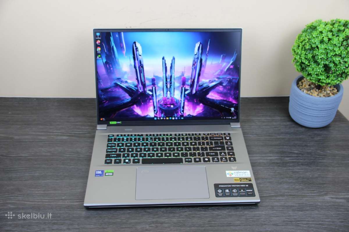 Acer Predator triton Ultra 7 Rtx 16 coliu 2k 240hz