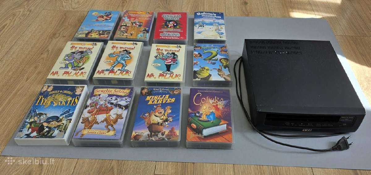 Multiplikaciniu filmuku Vhs ir videomagnetofonas